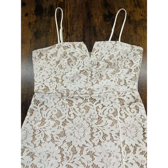 Lulus Amazing Allure White Crochet Lace Bodycon Midi Dress  Size M - Picture 6 of 14